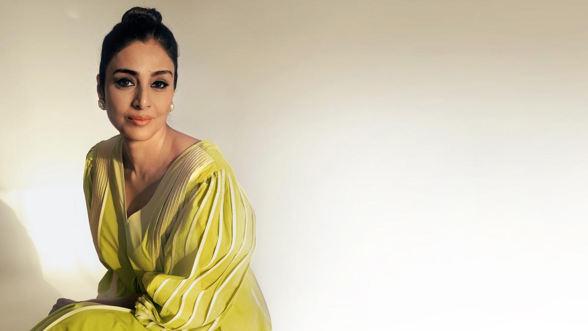 Tabu Joins Akshay Kumar, Priyadarshan for upcoming film ‘Bhooth Bangla’