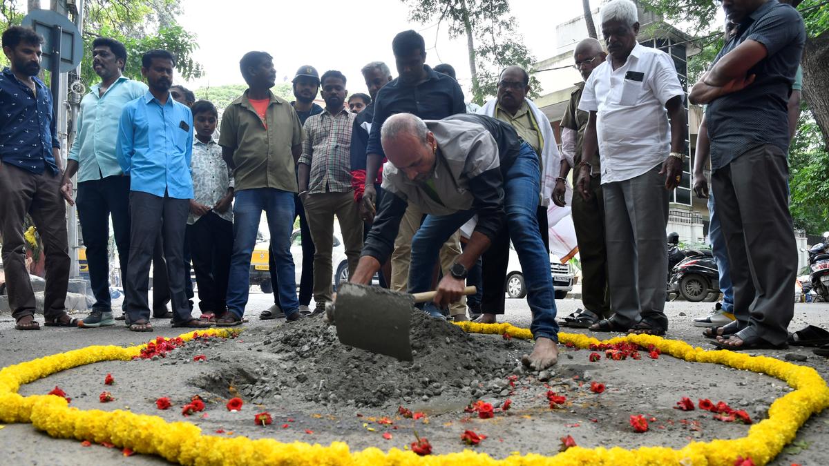Bengaluru residents perform pooja for ‘pothole gods’ to protest against civic apathy