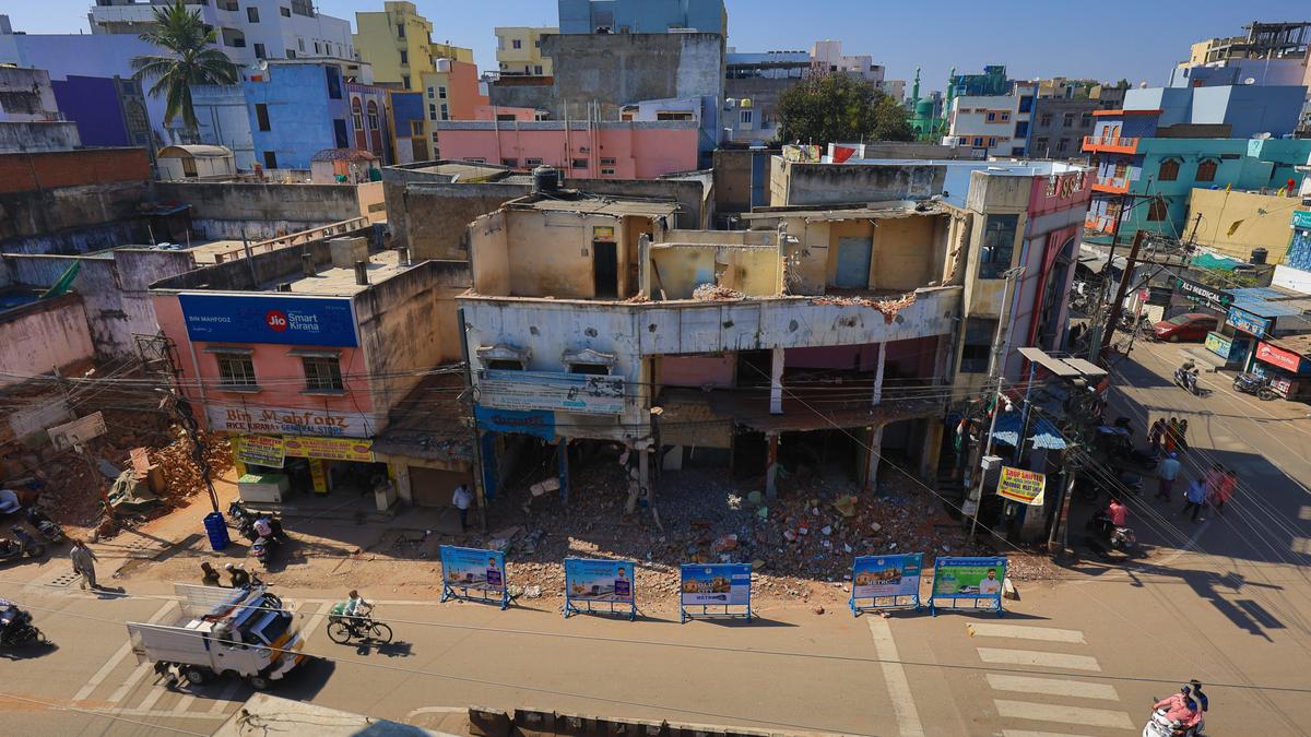 Hyderabad Metro meets heritage head-on
Premium