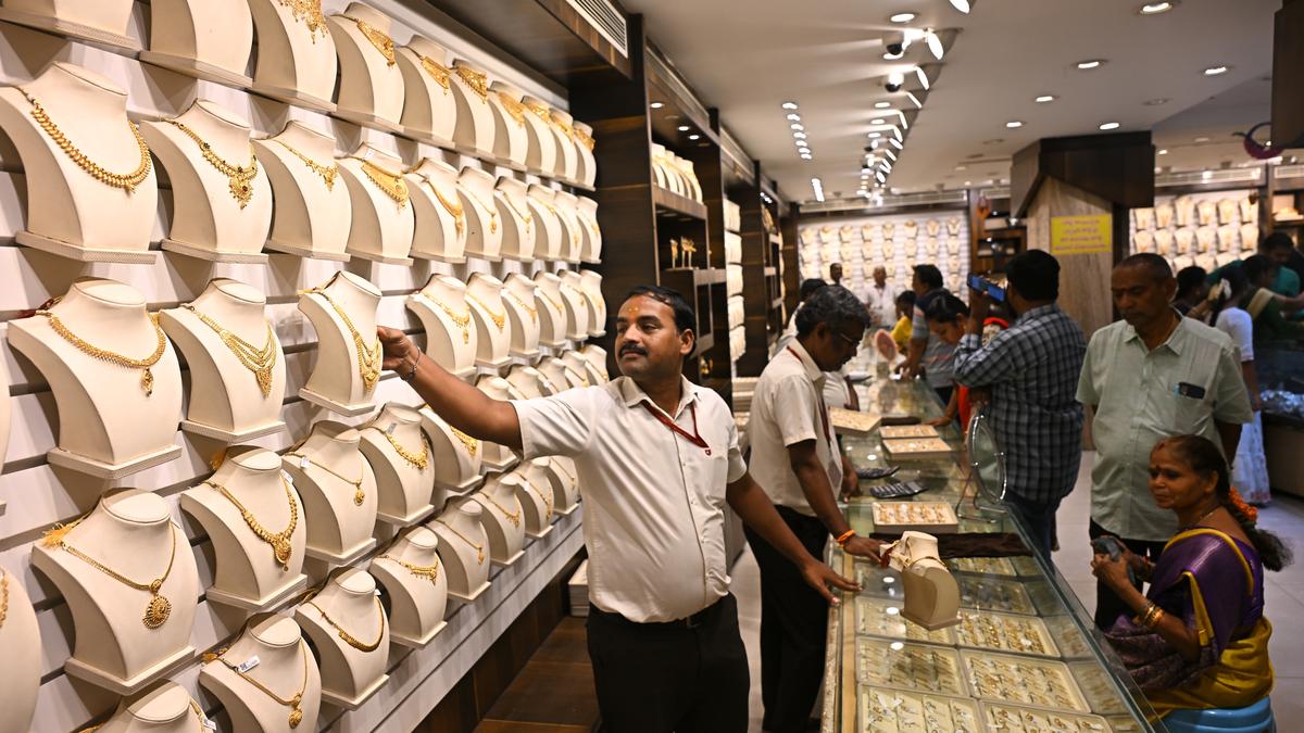 Soaring prices dull Akshaya Tritiya gold rush
