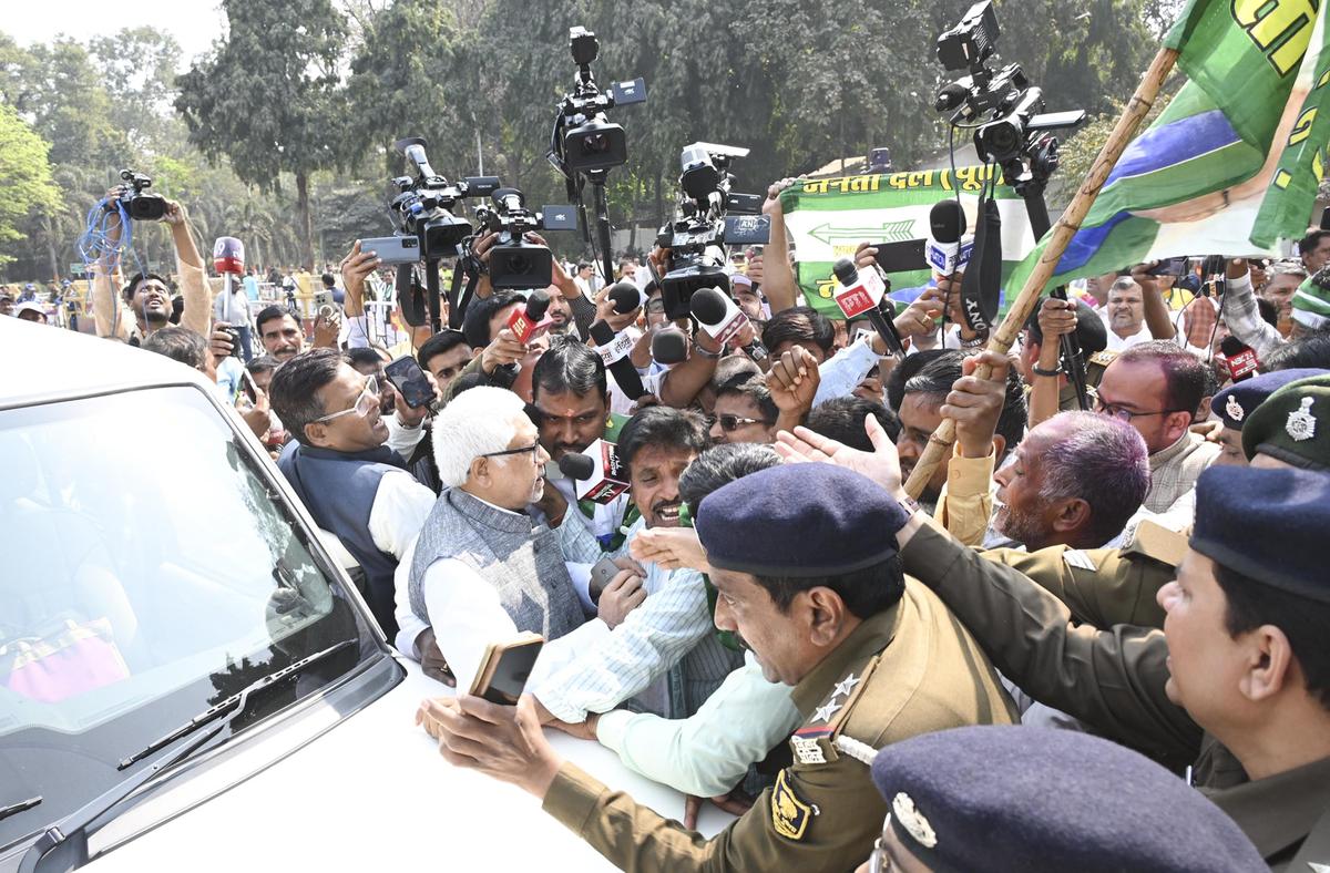 JDU supporters protest against CM Nitish Kumar’s decision to file nomination for Rajya Sabha polls