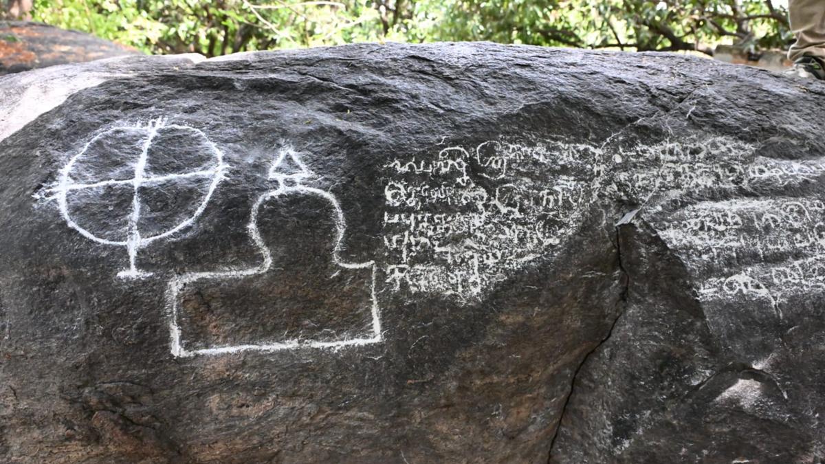 https://th-i.thgim.com/public/incoming/dl7yef/article69765040.ece/alternates/LANDSCAPE_1200/10213_2_7_2025_19_56_6_1_KA03BUDDHISTSTONEINKRISHNAGIRI.JPG