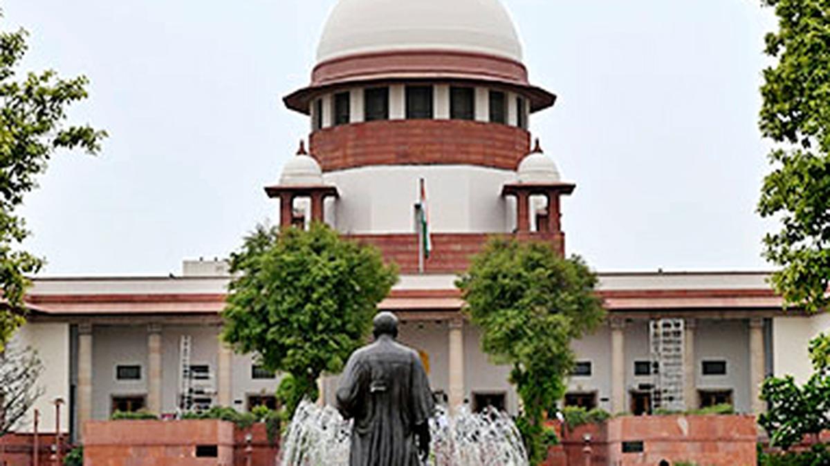 SC notice to Telangana over ‘delay’ in deciding disqualification pleas of MLAs