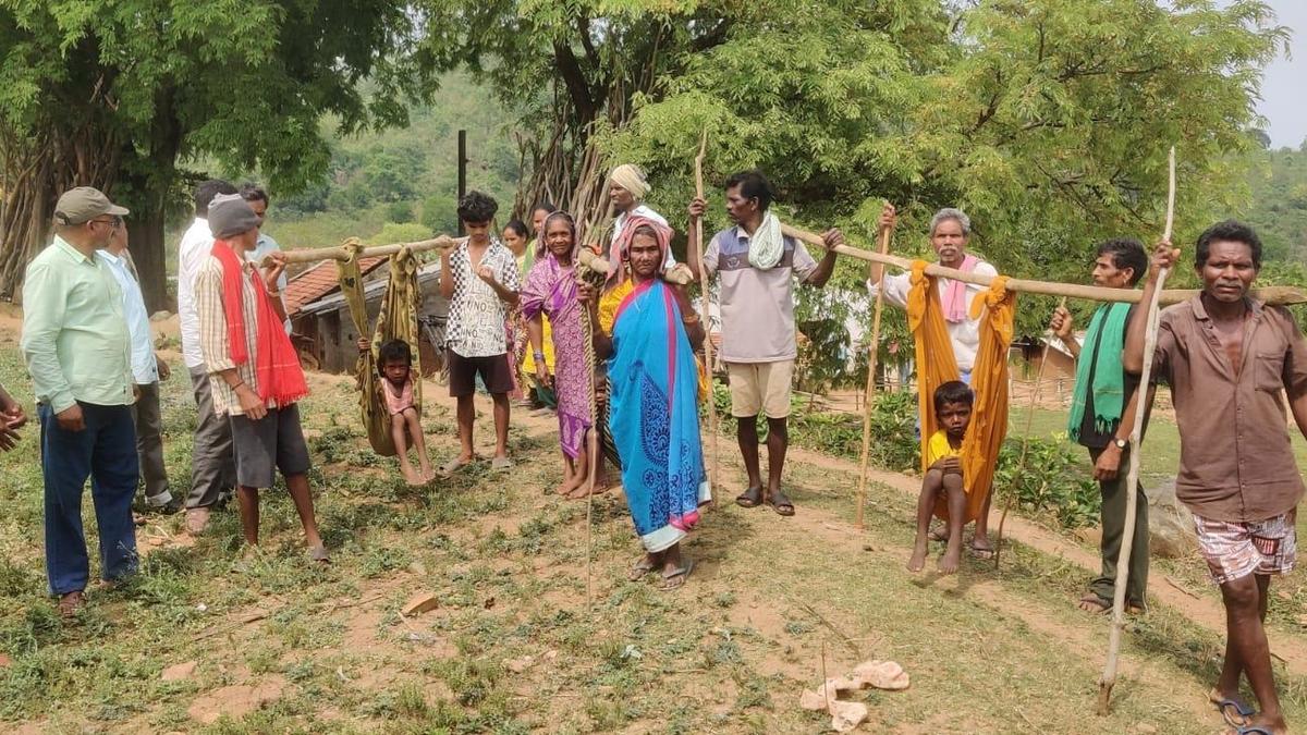 Tribals seek road access, hold ‘doli’ protest in Anantagiri