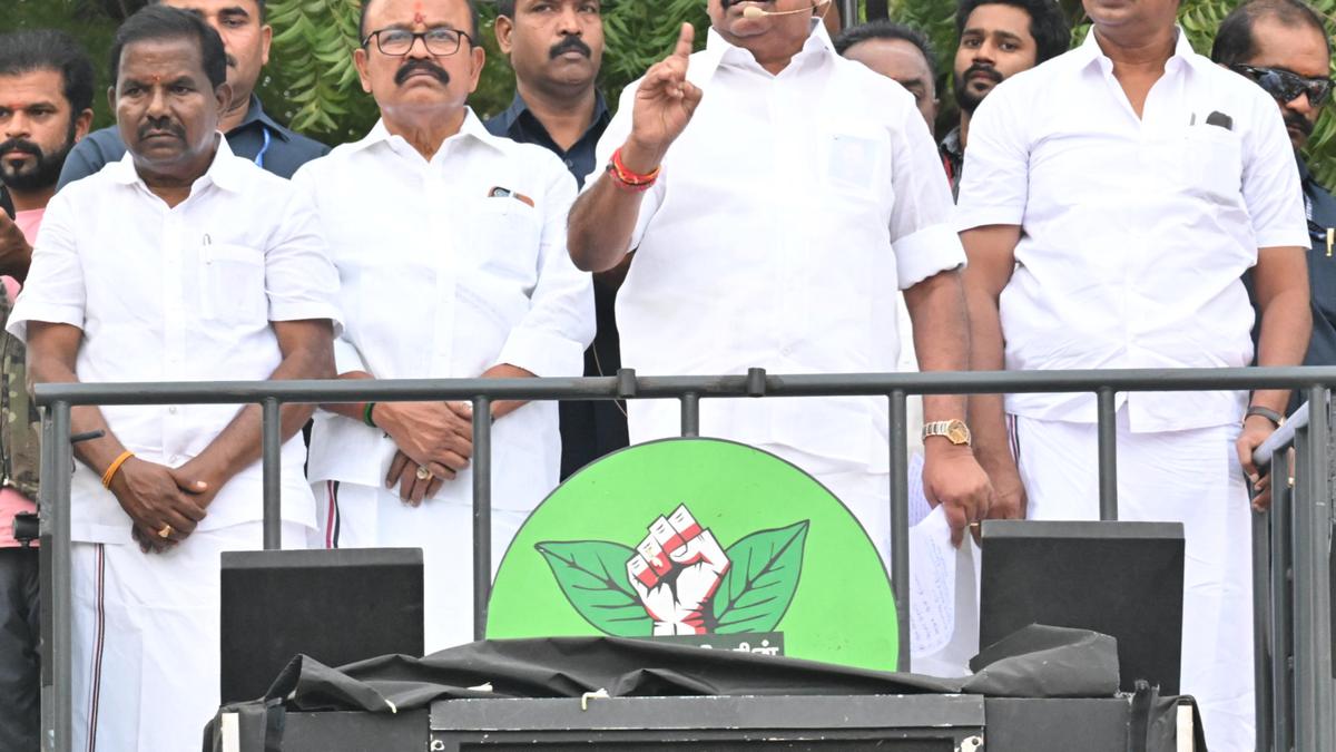 CM Stalin ignoring plight of textile industries in Tiruppur: Palaniswami