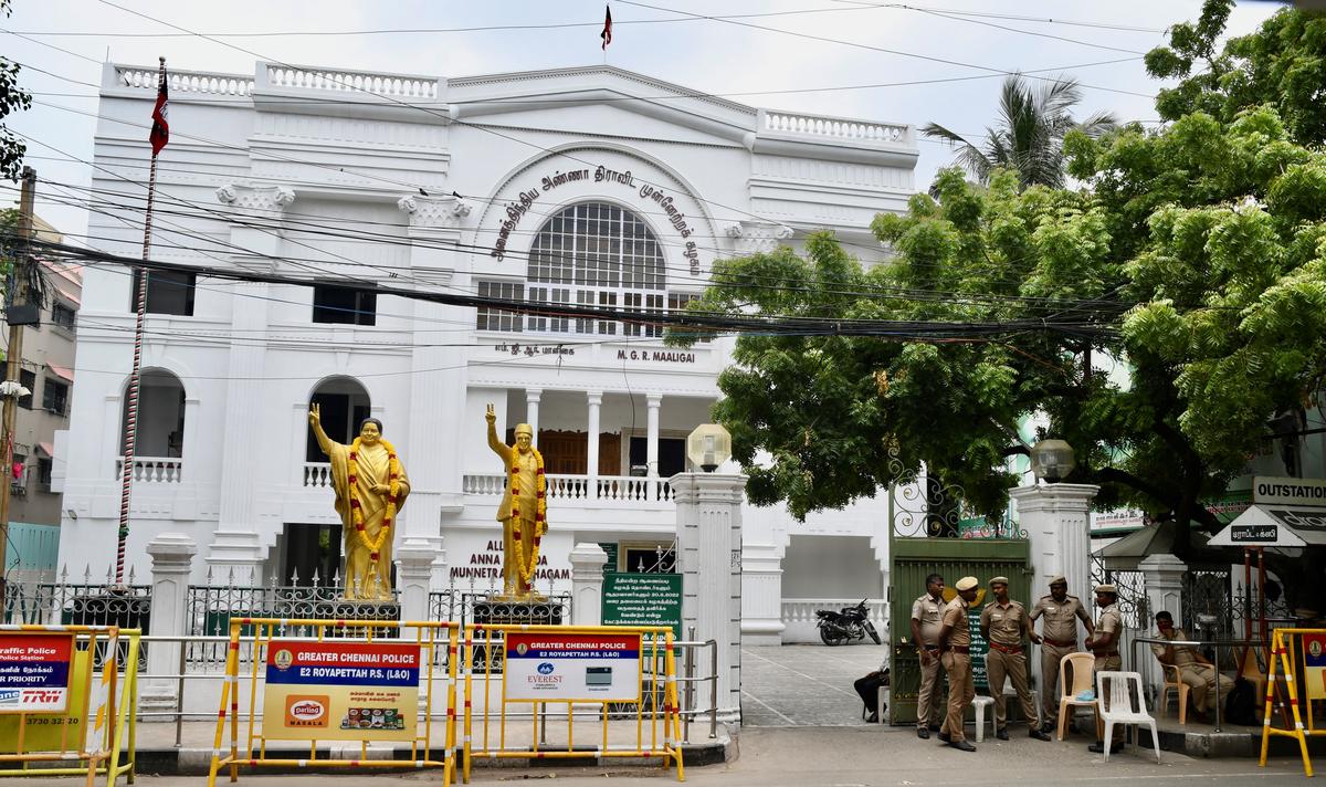AIADMK maintains silence over Supreme Court’s verdict on EWS quota