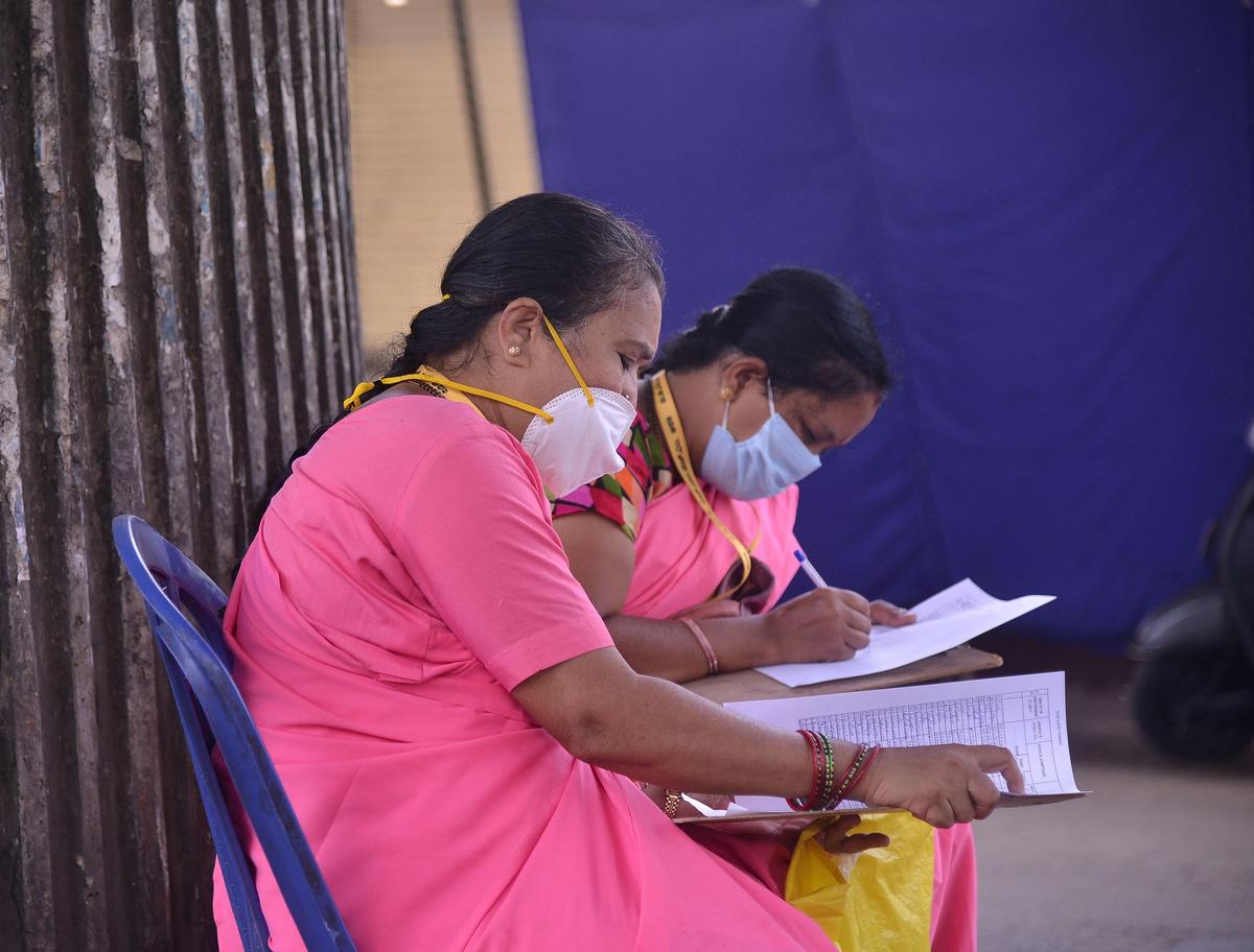 thehindu.com - Abhilasha Semwal - From ASHA to AI: who pays the price of India's digital health push?