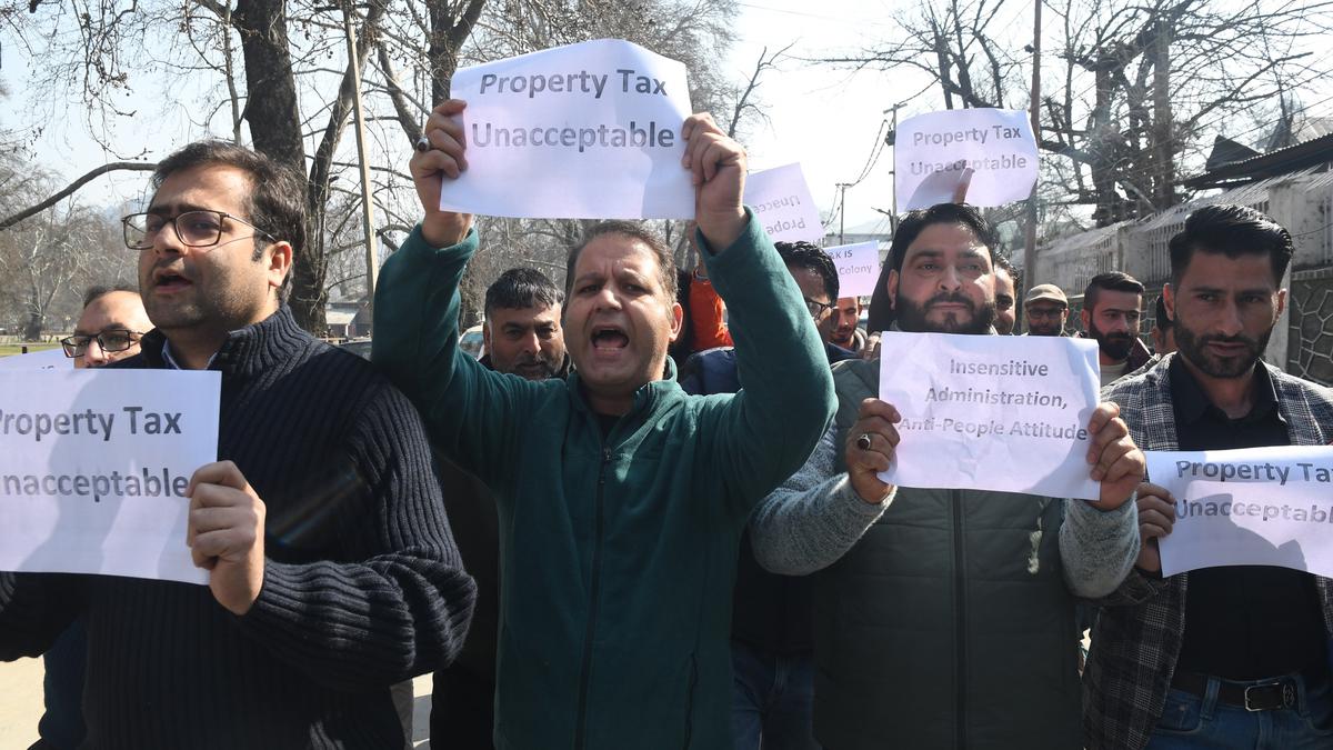 PDP takes out protest march against imposition of property tax in Jammu & Kashmir