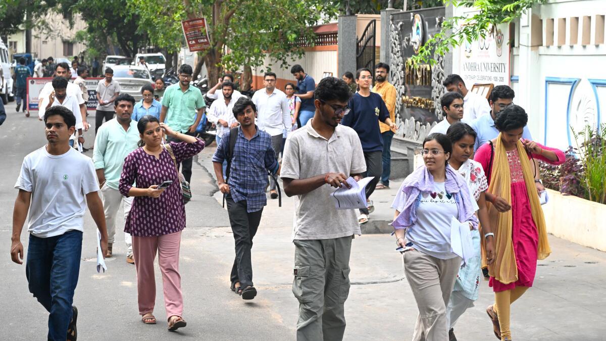 Over 60% attendance in UPSC Civil Services prelims at 17 Visakhapatnam centres