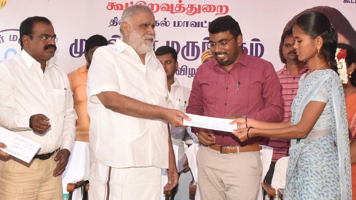 ‘Mudhalvar Marunthagam’ inaugurated in Dindigul, Theni