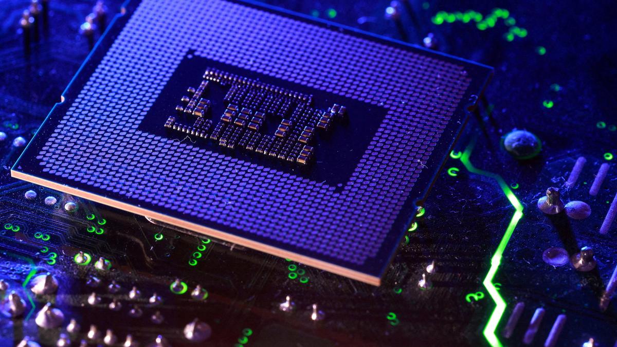 U.S. chipmakers hit record highs as Intel turbocharges AI rally