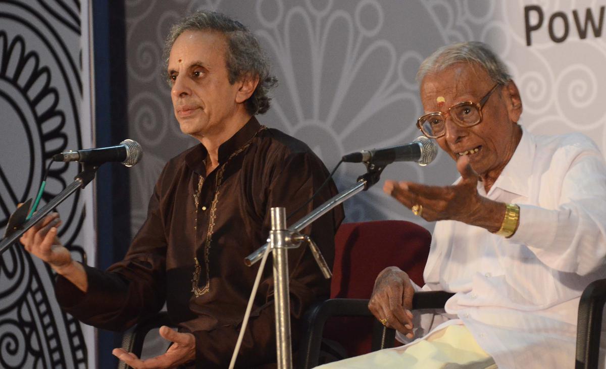 COIMBATORE, TAMILNADU, 01/12/2013: Vocal concert by R.K. Srikantan and his son R.S. Ramakanth at “Bharat Sangeet Utsav 2013”, in Coimbatore, Tamilnadu.
Photo: M. Periasamy