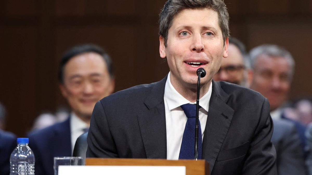 Sam Altman says Meta offered 0 million bonuses to OpenAI employees