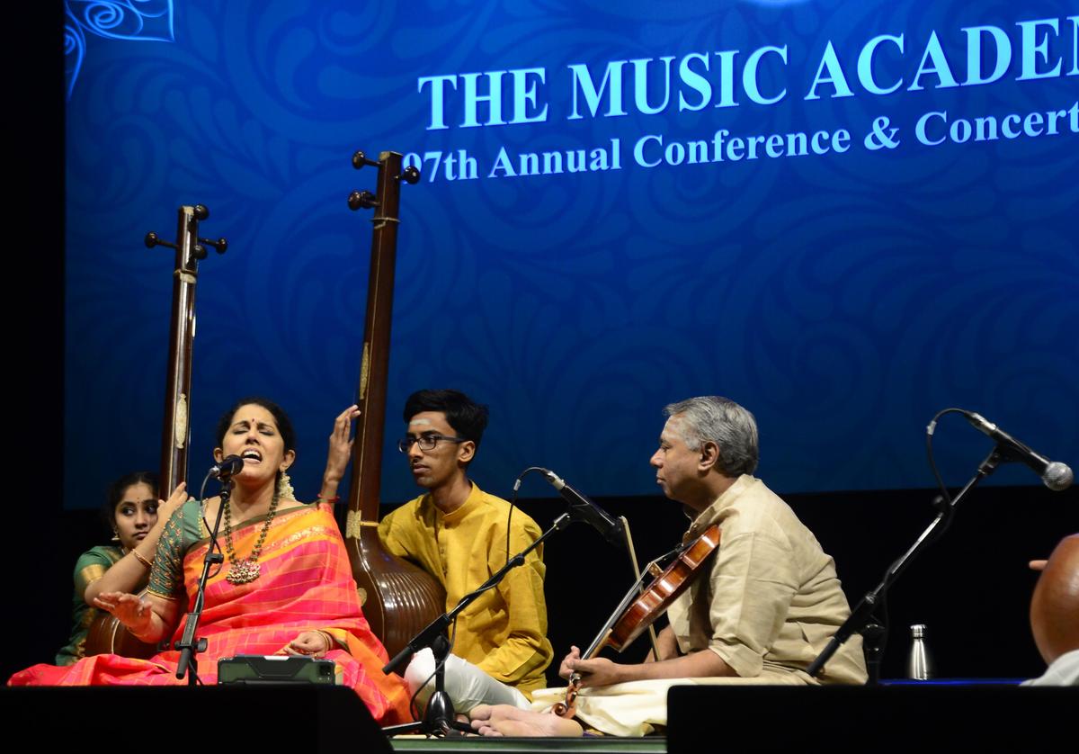 R.K. Shriramkumar accompanying Amritha Murali. R.K. Shriramkumar accompanying Amritha Murali.
