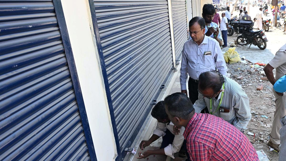 Shopping complex built without plan approval sealed in Tirunelveli