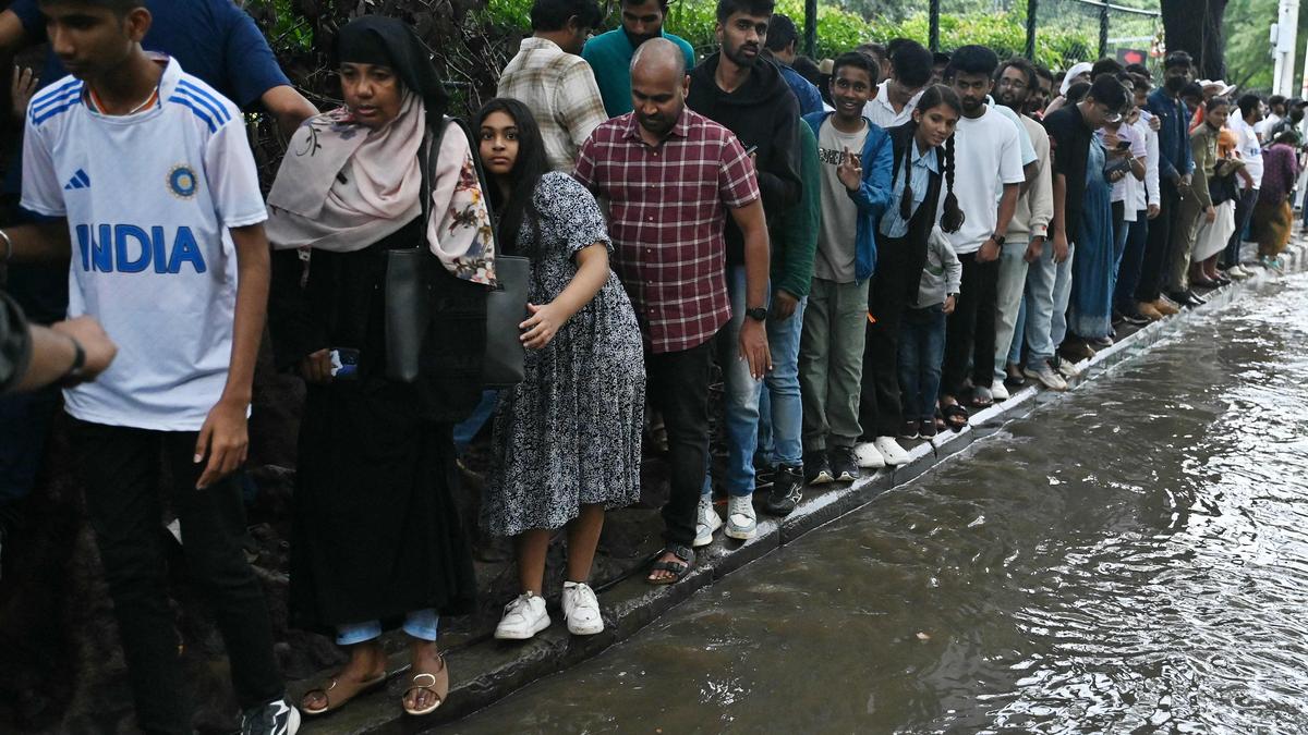 After two-day break, rains back in Bengaluru, part of the city flooded again