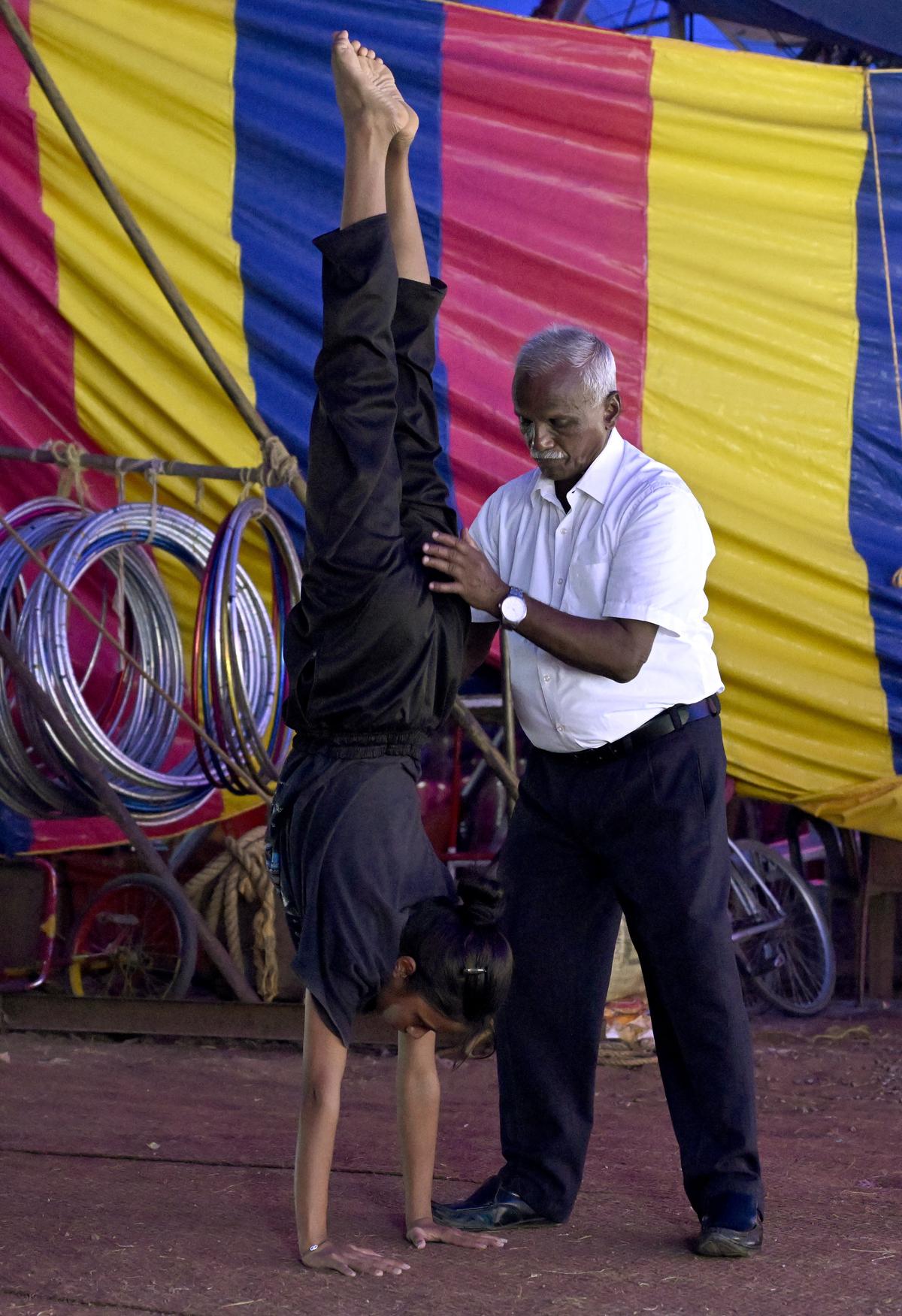 Lakshmanan instructing new artists at Gemini Circus currently on show in Thiruvananthapuram