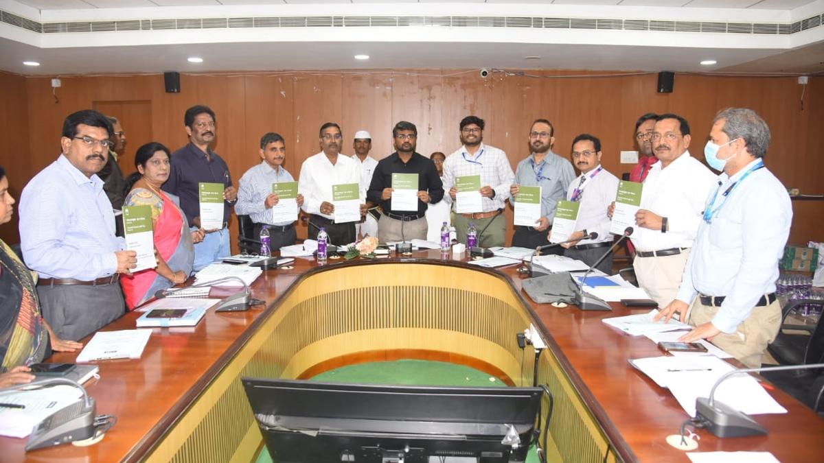 NABARD urges banks to give top priority in lending to FPOs