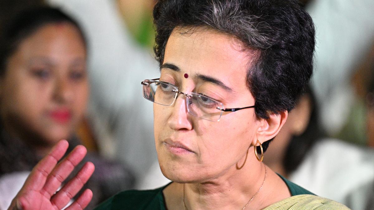 EC issues notice to Atishi for her &lsquo;approached by BJP&rsquo; remark