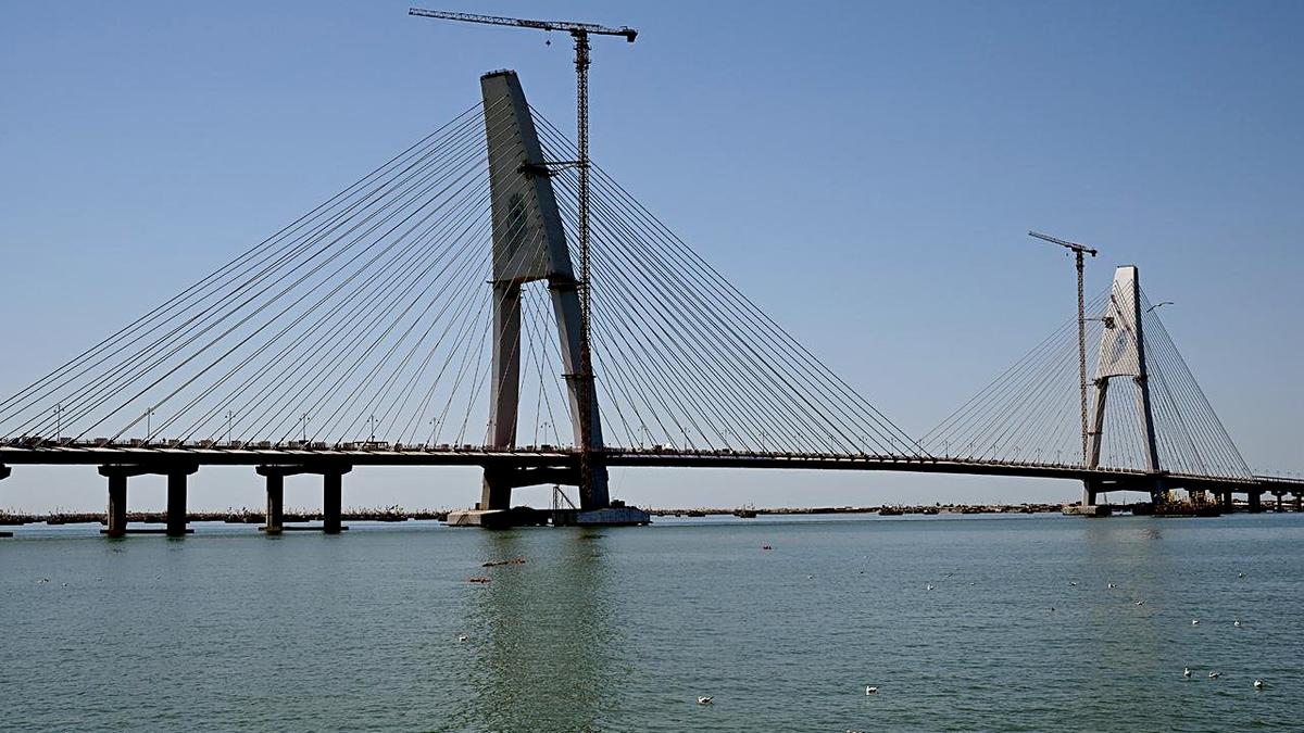 PM Modi inaugurates cable-stayed 'Sudarshan Setu' bridge in Gujarat ...