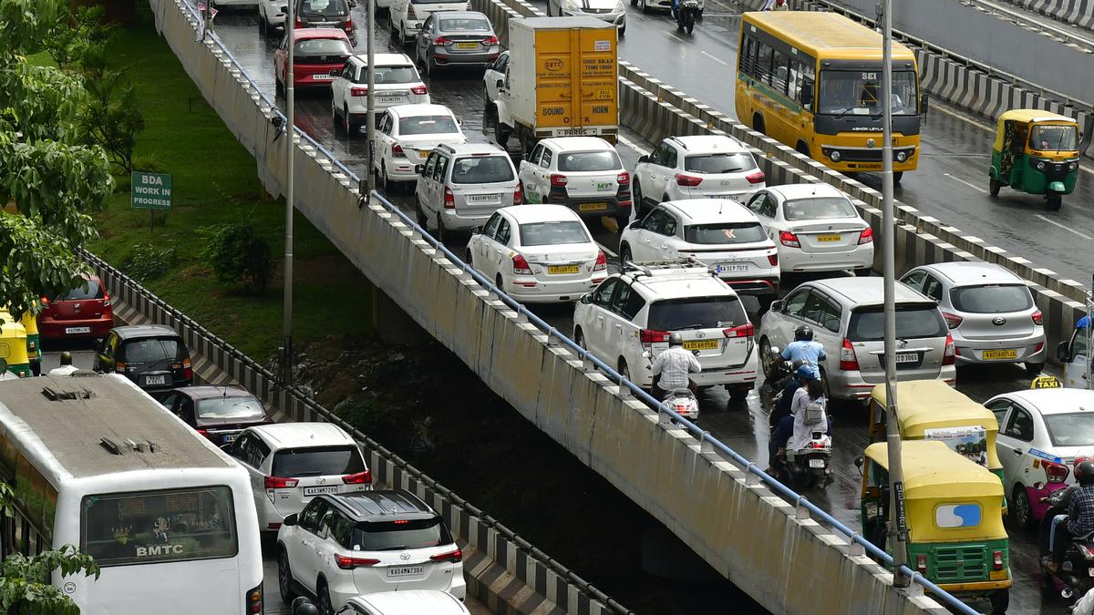#THTalksBengaluru: ‘Flyovers and signal-free corridors do not solve traffic congestion’