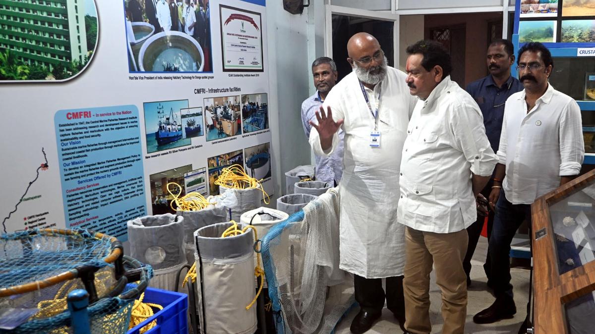 Union Minister Baghel visits CMRI, Simhachalam temple