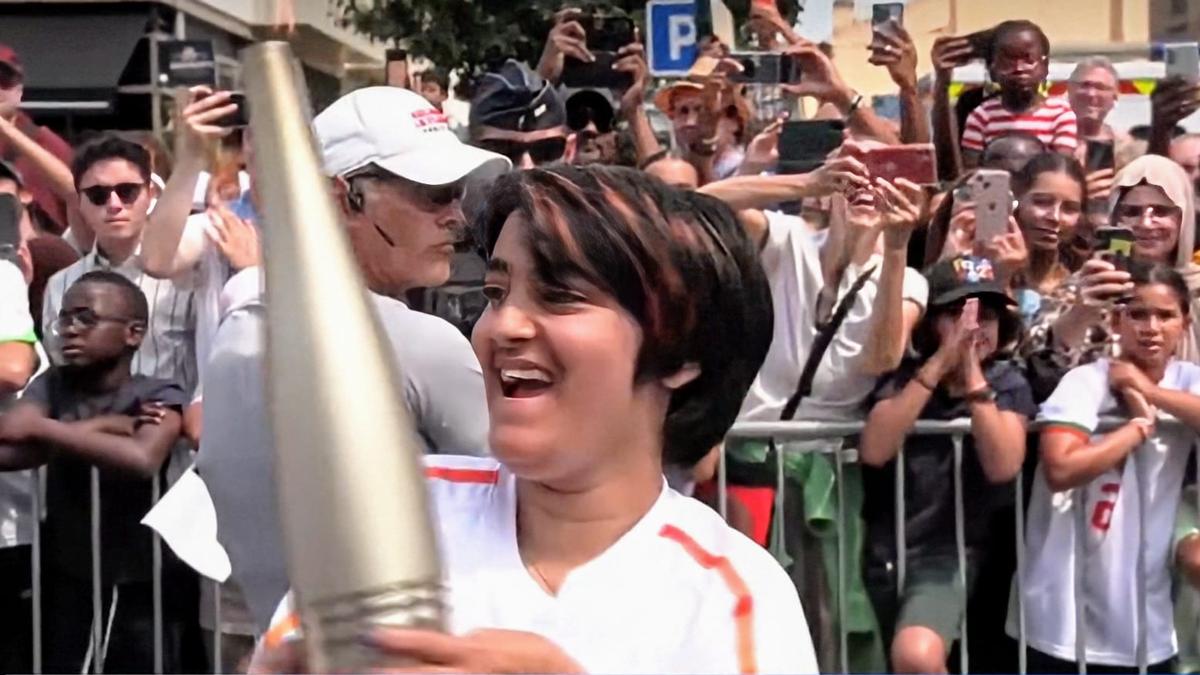 Kerala girl Tilotama Ikareth becomes torchbearer at 2024 Paris Olympics