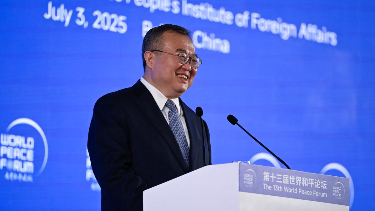 https://th-i.thgim.com/public/incoming/dvg8dc/article69769988.ece/alternates/LANDSCAPE_1200/AFP_64LP28M.jpg
