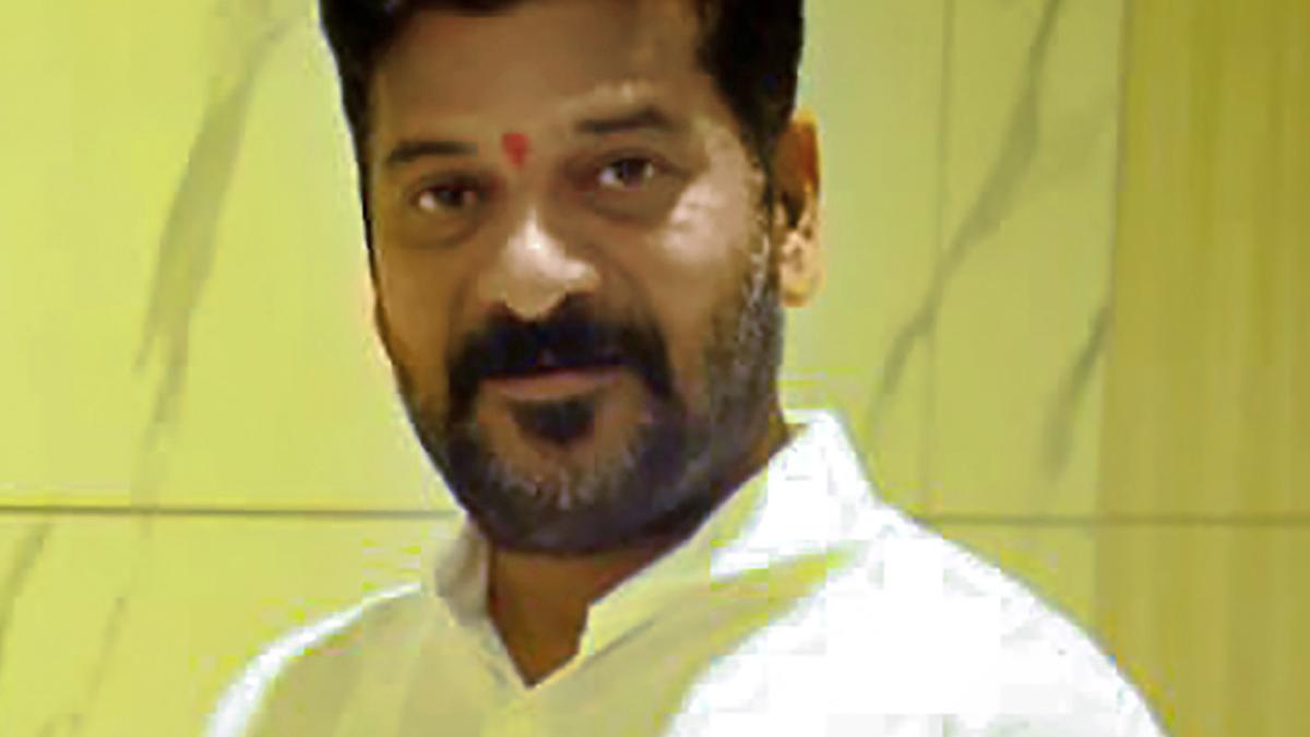 Revanth challenges KCR for debate on farmers’ suicides