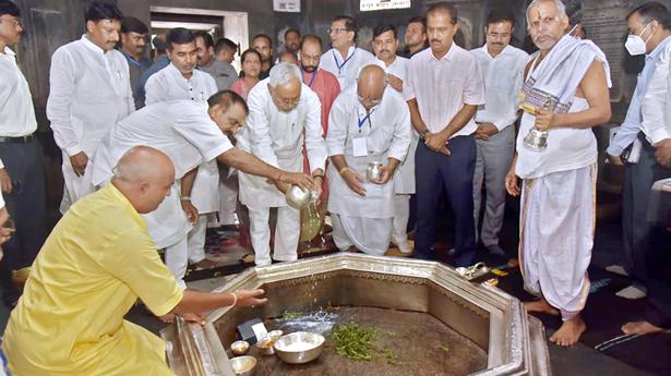 Temple purified in Bihar’s Gaya after Muslim Minister entered into it with CM Nitish Kumar