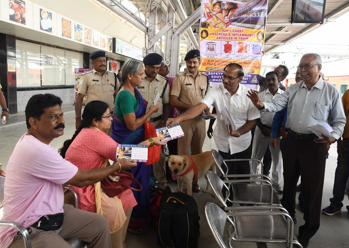 Passengers warned against carrying crackers in trains