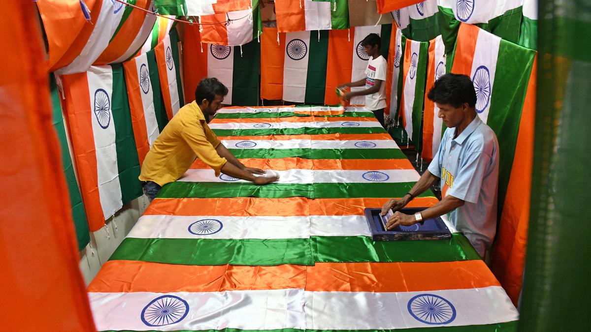 ‘Har Ghar Tiranga’ drive | Centre asks firms to arrange Tricolour