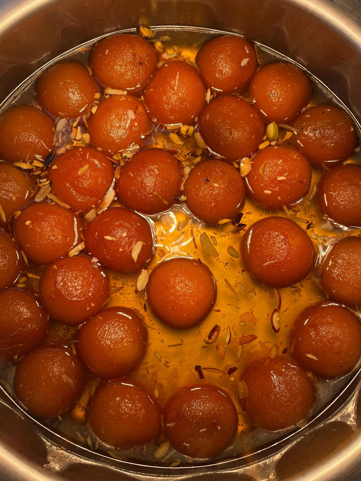 Gulab Jamun 