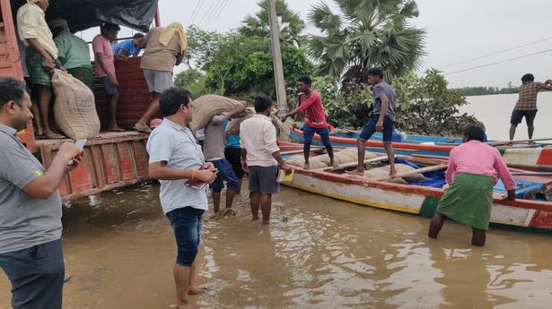 Andhra Pradesh: 26 habitations still under floodwater in Eluru district