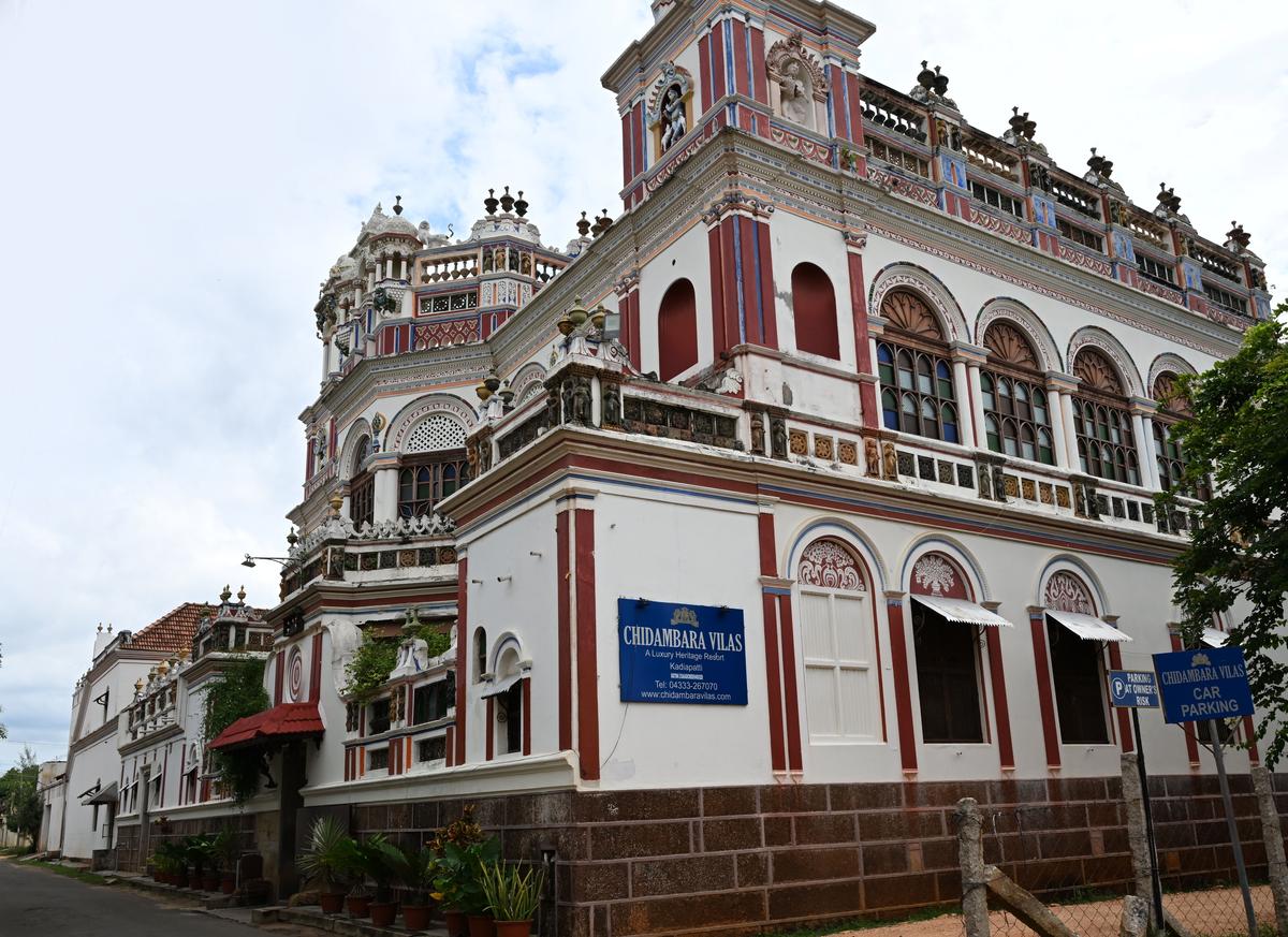 चेट्टिनाड में चिदम्बरा विलास पैलेस