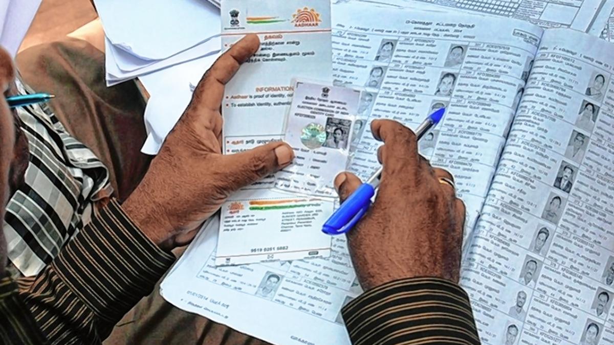 60% of voters linked Aadhaar to voter ID: RTI - The Hindu