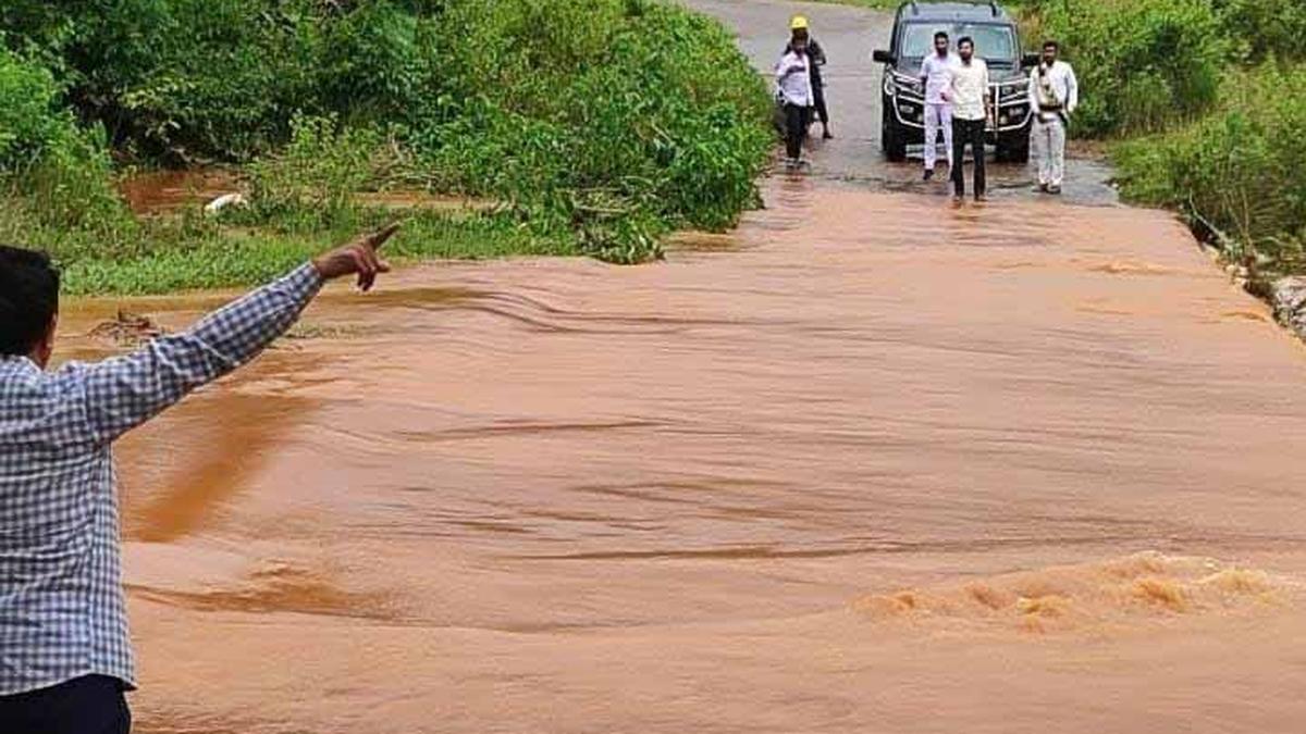 20-year-old woman dies, five others injured in landslide in Alluri Sitharama Raju district