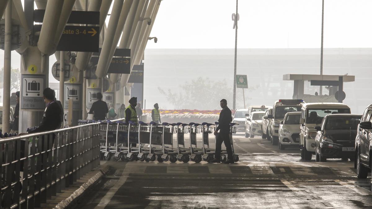 Light rain in parts of Delhi, minimum temperature 9.6 degrees Celsius