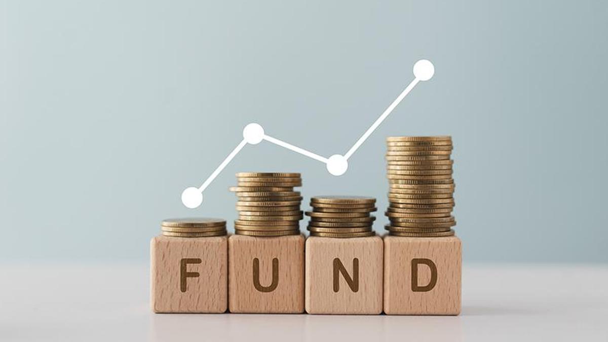 Debt mutual funds see outflow of ₹1 lakh crore in September on withdrawals from liquid, money market funds