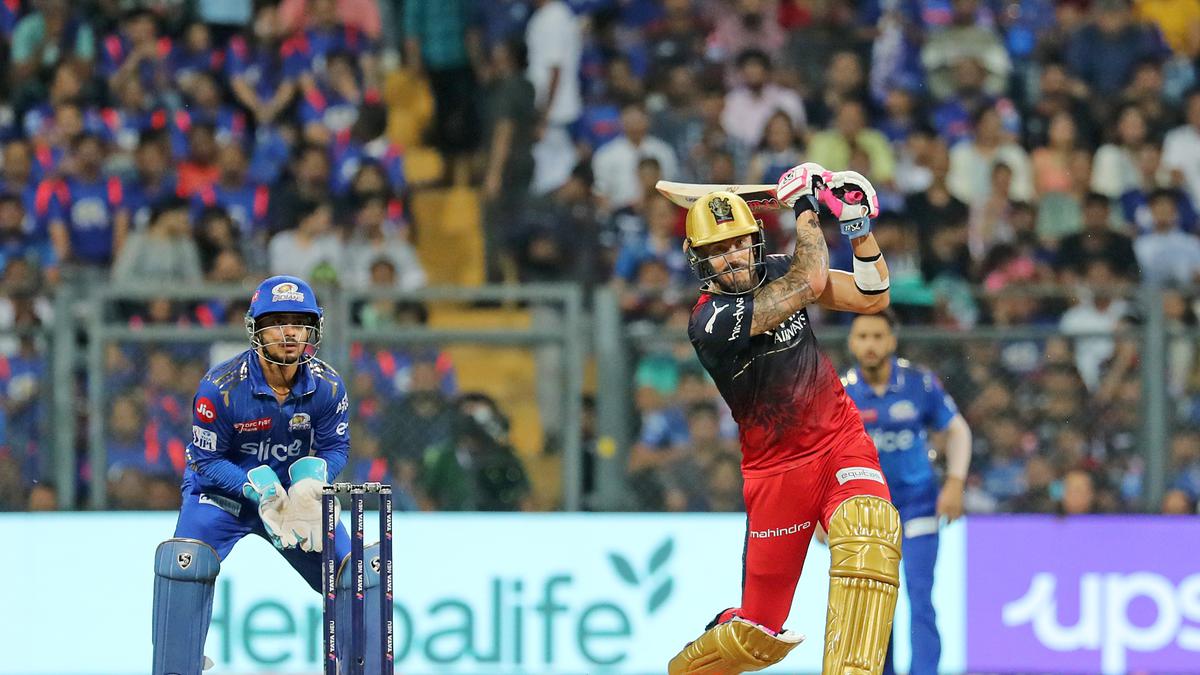 IPL 2023 |  Faf du Plessis complète 1000 courses IPL pour Royal Challengers Bangalore