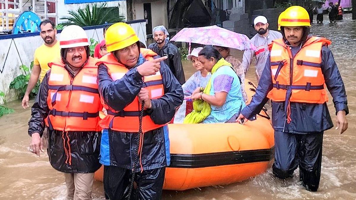 Rain inundates coastal Karnataka, brings parts of Kerala to a halt