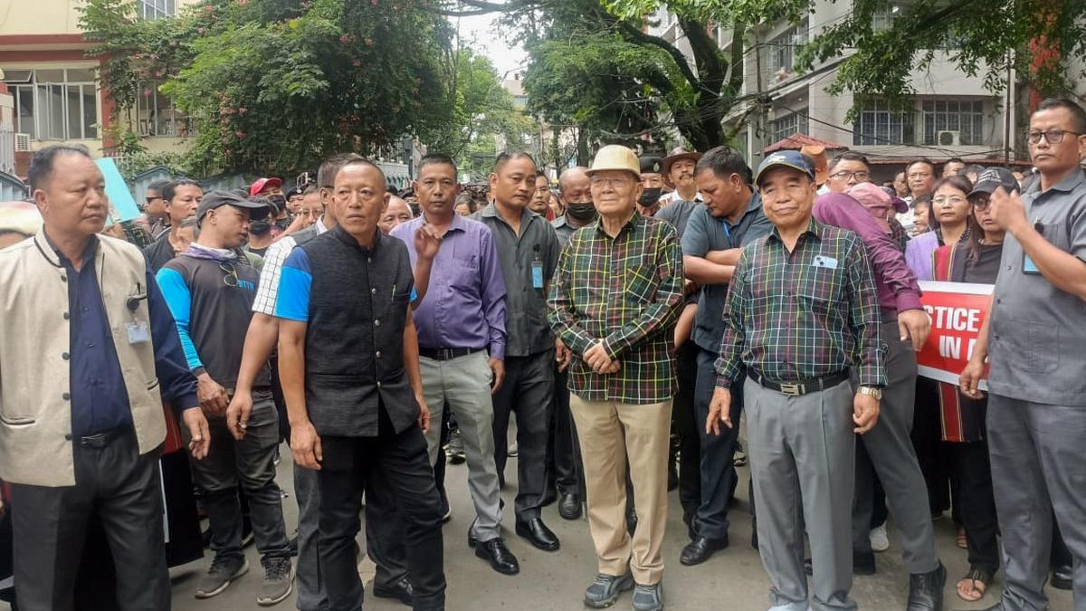 Mizoram CM joins solidarity march for Kuki-Zo people in Manipur 