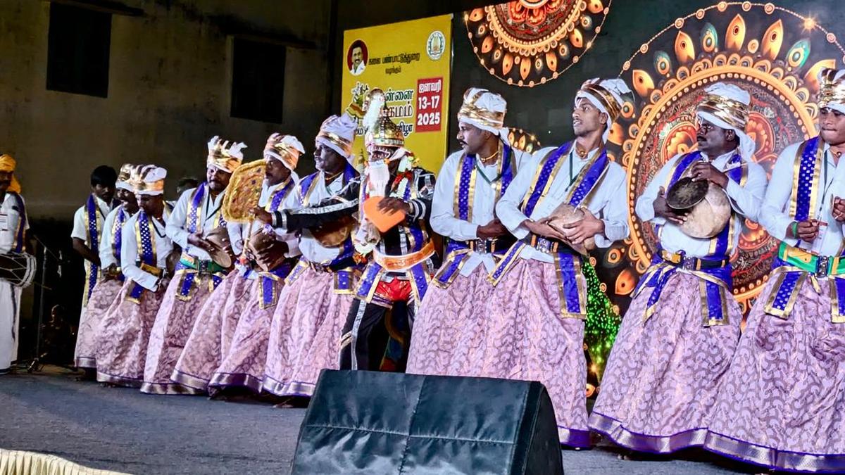 Sevai Aattam, Jimbala Melam captivate city folks at Chennai Sangamam