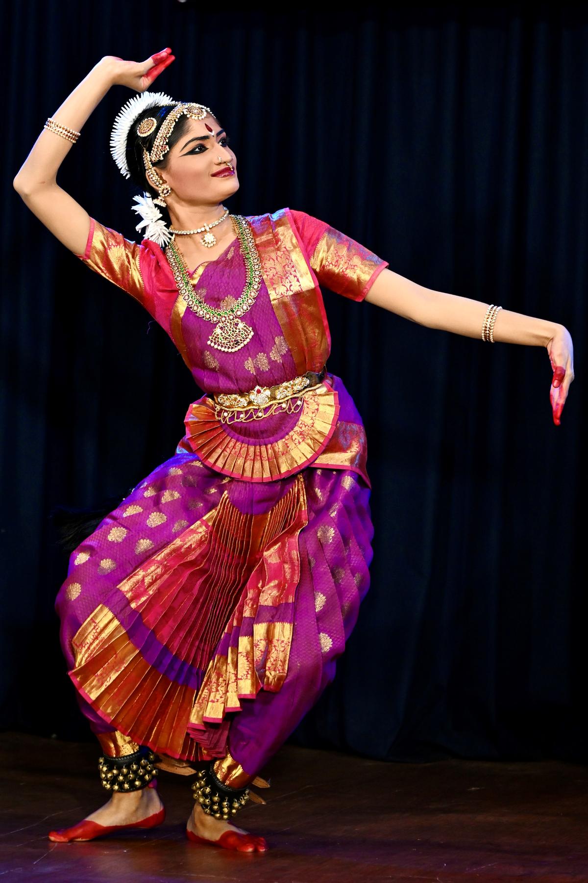 Vibha Veeraraghavan performing at the Narada Gana Sabha Mini Hall.