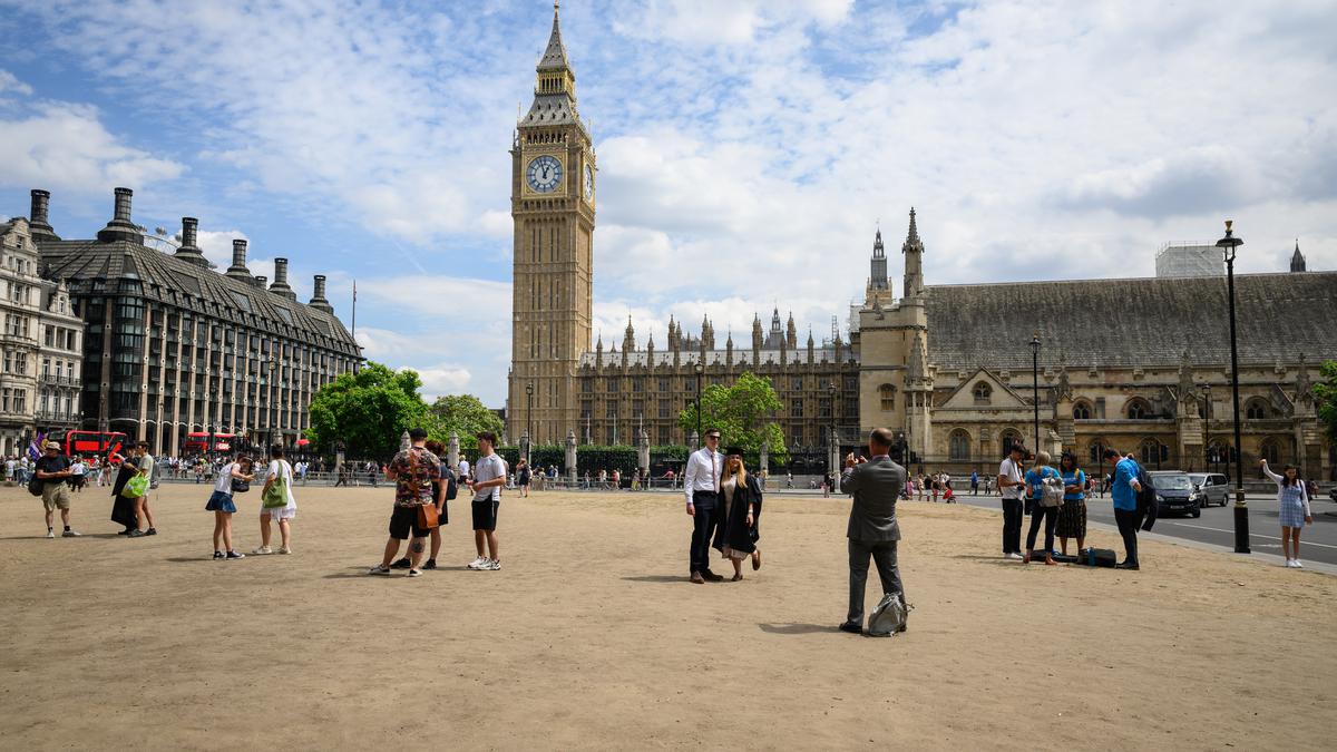 U.K. to hold emergency response meeting ahead of record heat