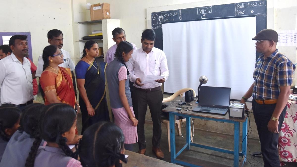 Hassan DC complains to police about staff at Aadhaar centre ‘creating fake birth certificates’