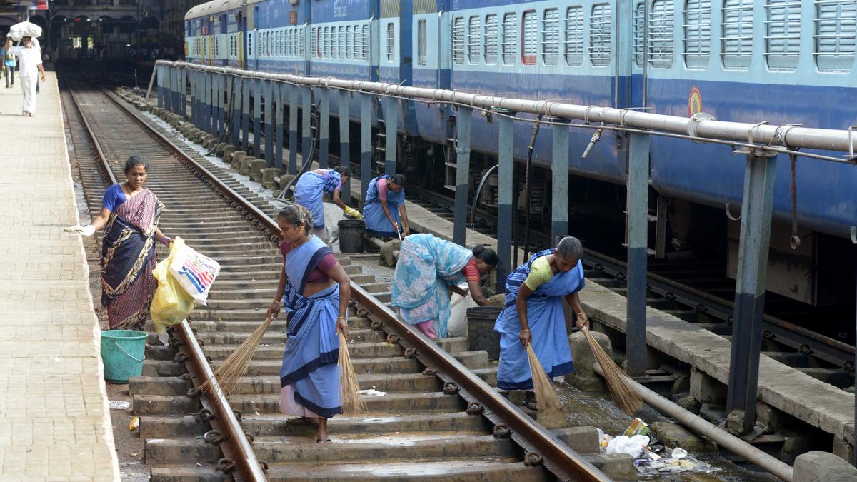 Southern Railway puts in place various housekeeping measures for ensuring better passenger amenities in trains