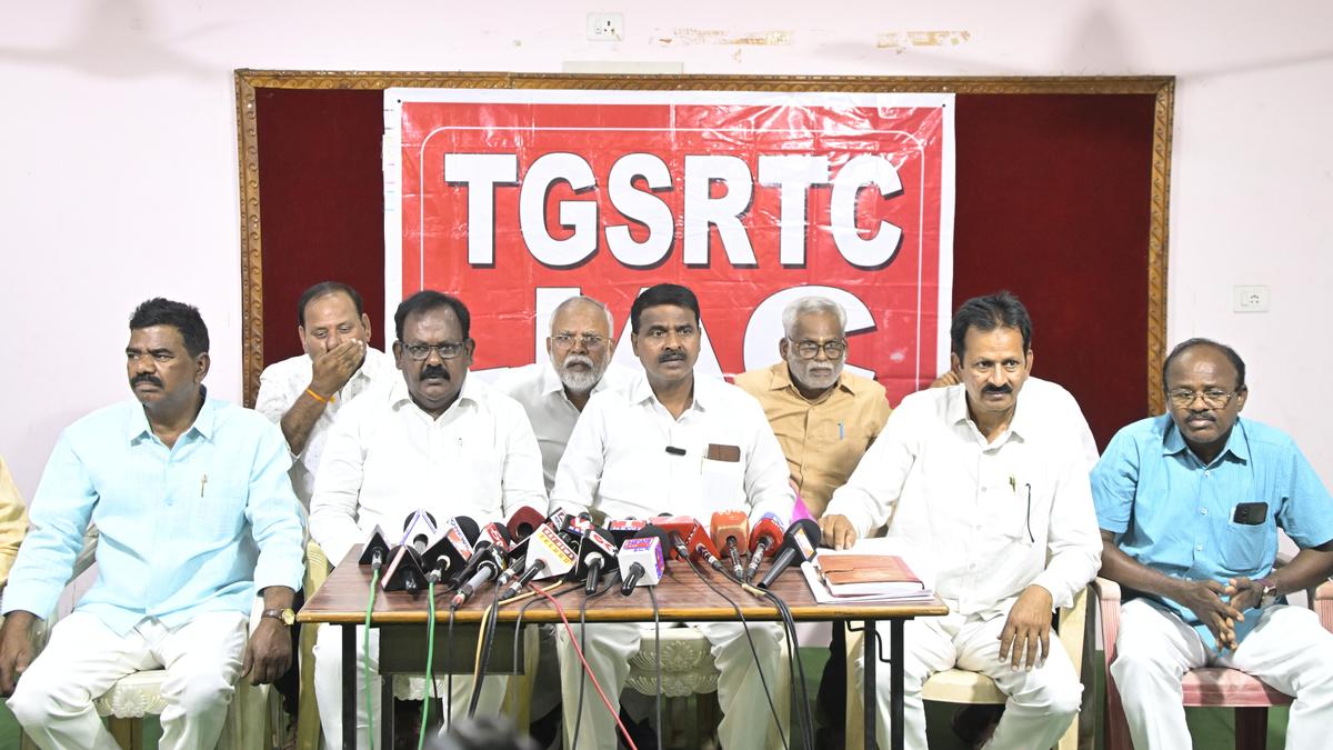 Hours to go before stir, Telangana govt to hold talks with RTC JAC