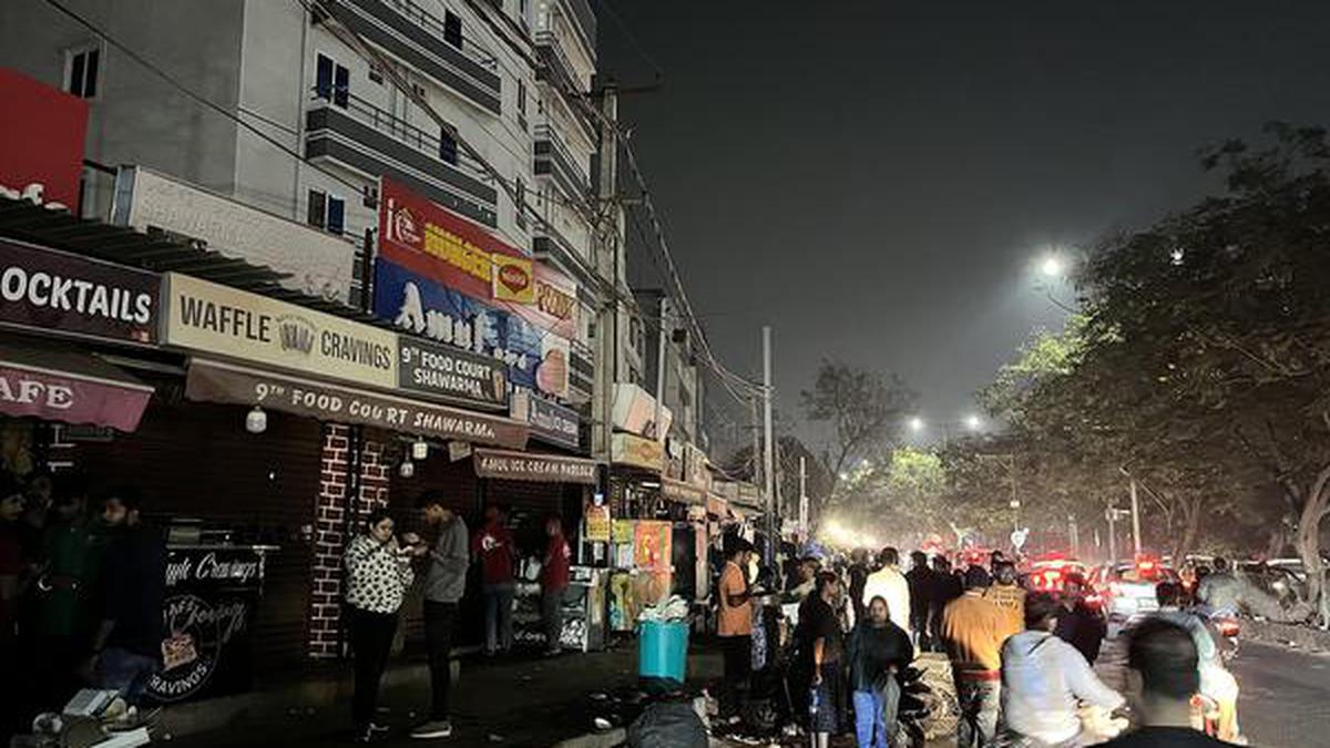 Metropolis sans nightlife: Fetters remain on food stalls in Hyderabad’s DLF stretch despite lifting of election code