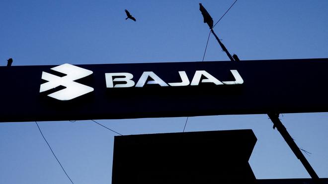 Bajaj-Auto-Q2-PAT-rises-9-to-2005-crore